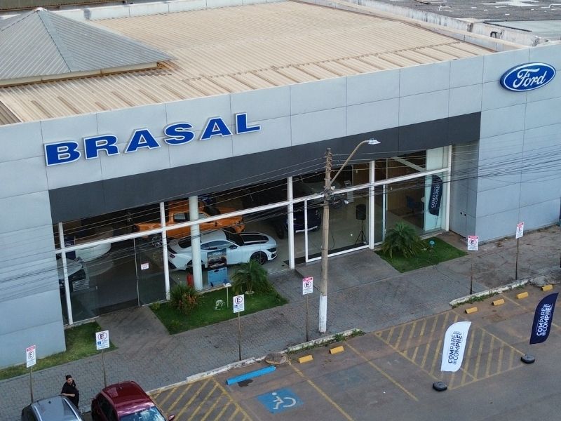 Ford Brasal Taguatinga Fachada da concessionária Ford Brasal em Taguatinga