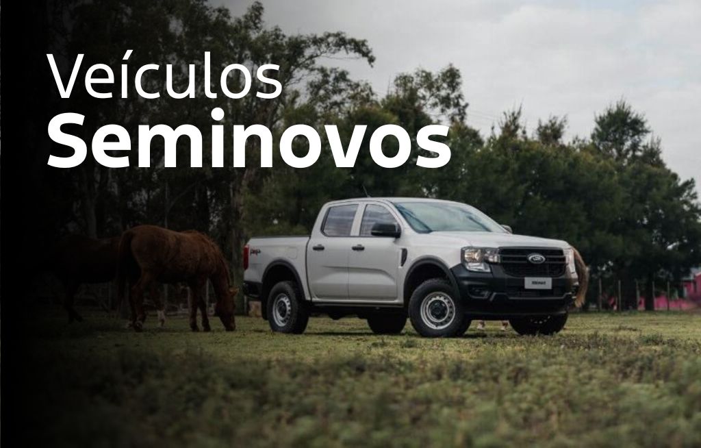 Veículos Seminovos Ford Gambatto Imagem com texto e uma Ford Ranger XL branca próxima a cavalos