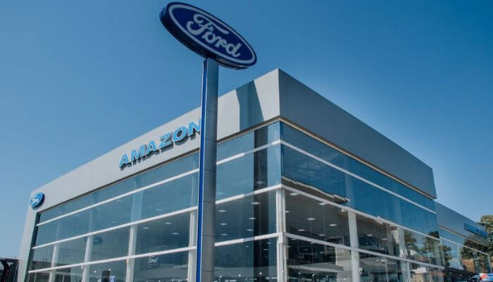 Fachada da Ford Amazon em Lajeado