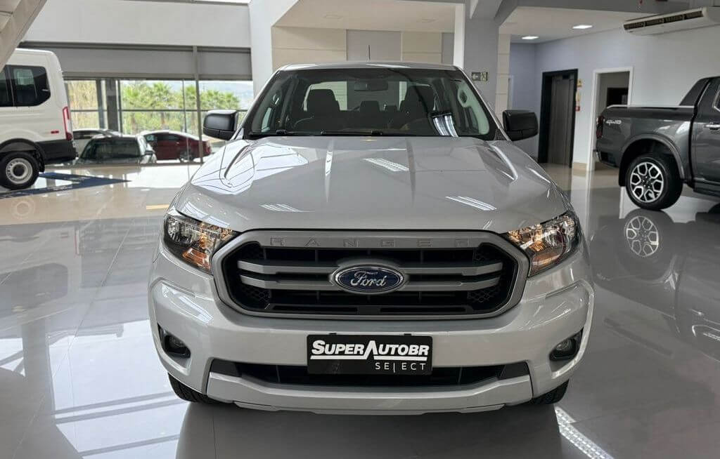 Ford Ranger XL seminova com placa Ford Super AutoBR