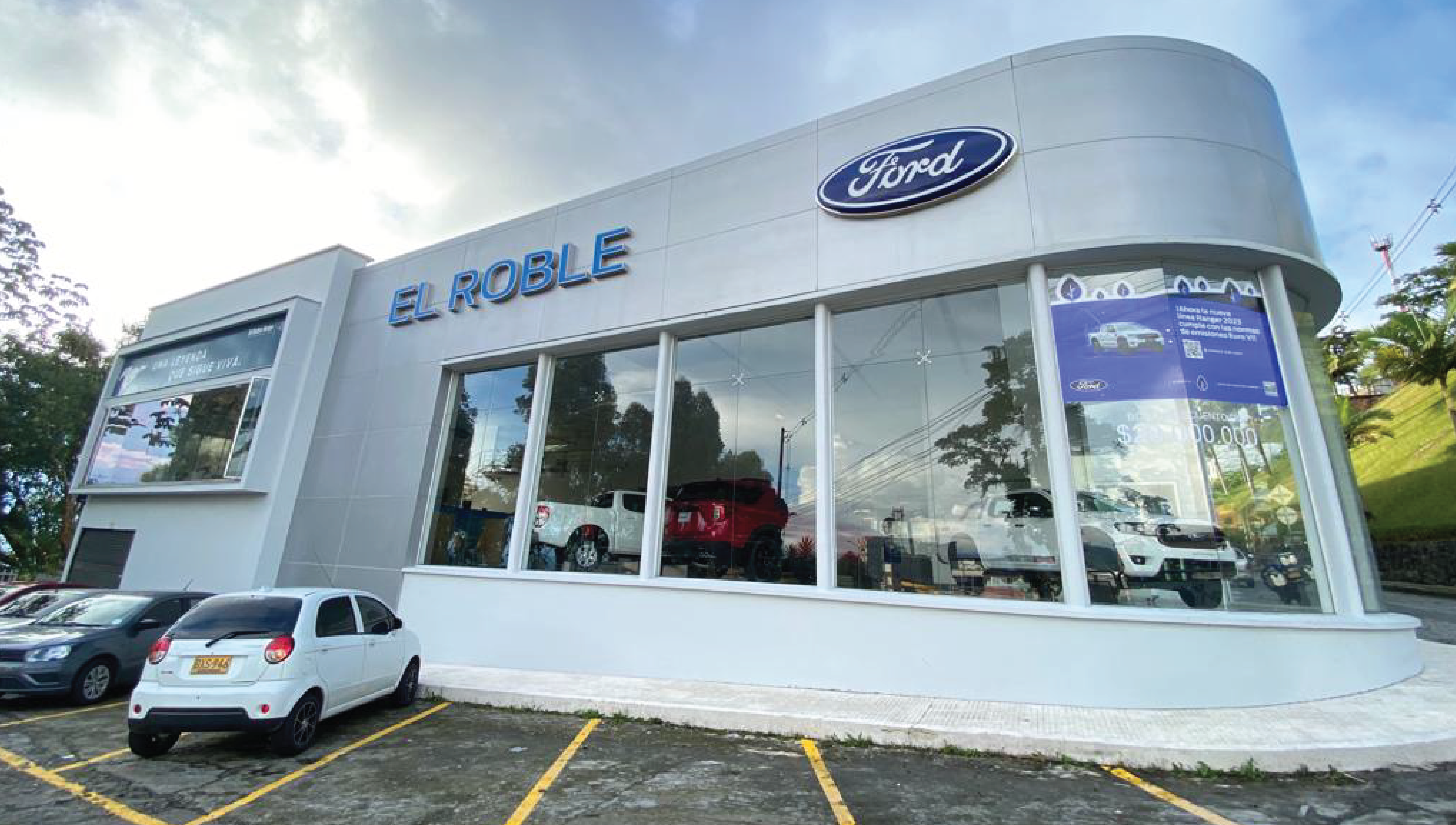 Local El roble motor Ford Manizales Colombia
