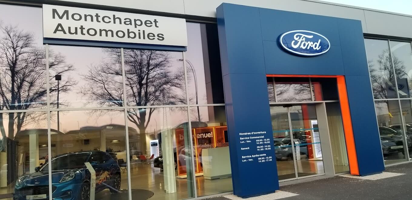 Devanture Ford Montchapet Automobiles