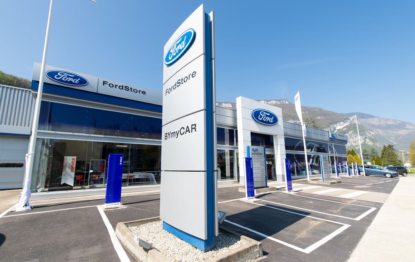 Devanture Ford Fontaine