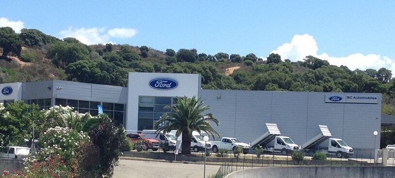 Devanture Ford Corse à Ajaccio