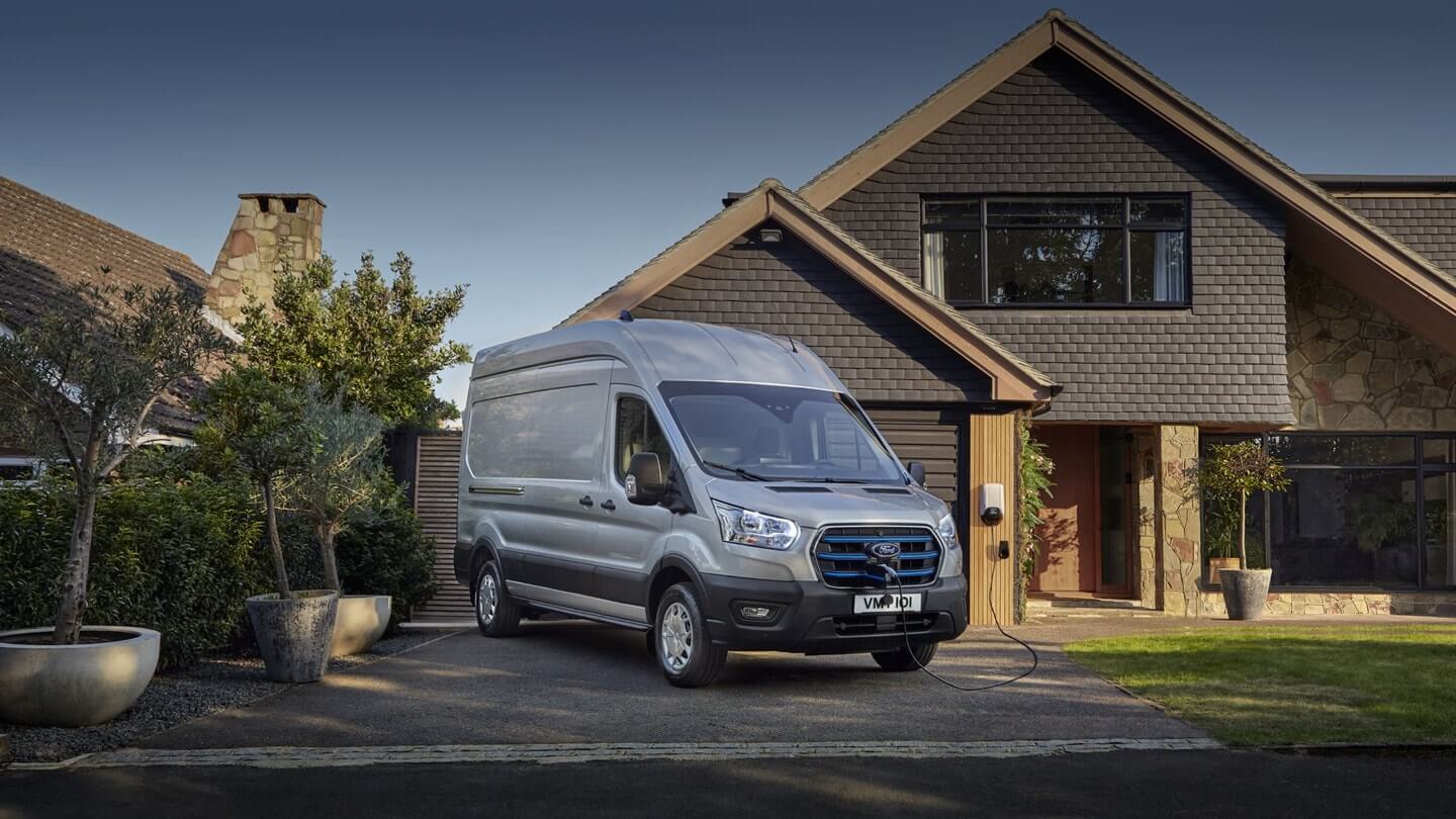 Recharge du Ford E-transit à domicile