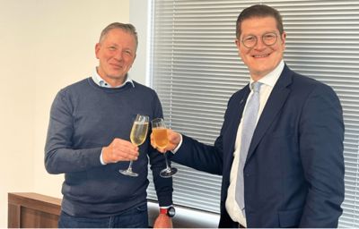 GARAGE BRESSELEERS OVERGENOMEN DOOR VAN MOSSEL