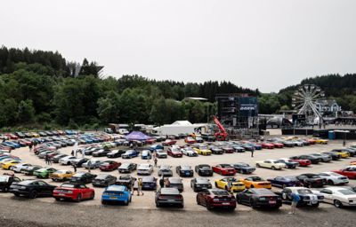 300 Mustangs tijdens de 24 uur van Spa 