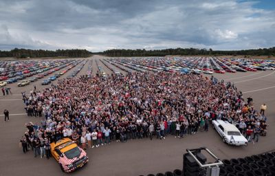 Wereldrecord in Lommel: 1326 Mustang's samen!