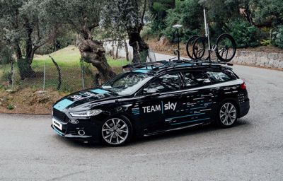 Mondeo AWD ST-Line en Tourneo Custom maken deel uit van Team SKY