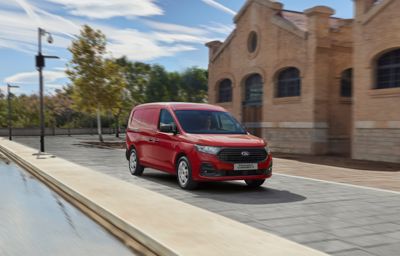 Ford Pro dévoile le tout nouveau Transit Connect PHEV