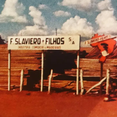 No aniversario 64 anos de Brasília, a Slaviero relembra sua historia com a capital federal.