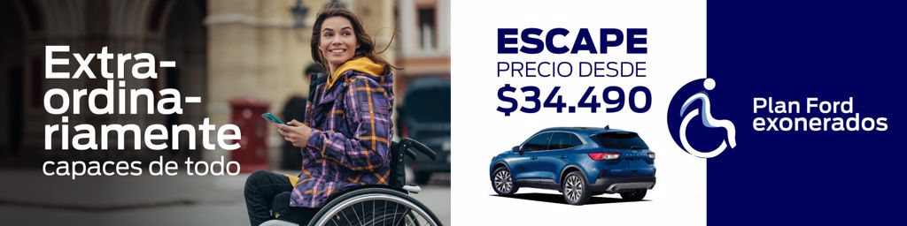 Mujer en silla de ruedas sosteniendo un teléfono celular y sonriendo, y un Ford Escape azul con una etiqueta de precio