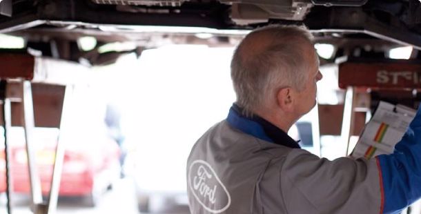 Sevizio Carrozzeria assistenza specialistica ford Sant'Antonio Car SA Locarno Quartino