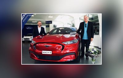 ERSTER VOLLELEKTRISCHER FORD MUSTANG MACH-E AN SCHWEIZER KUNDEN AUSGELIEFERT