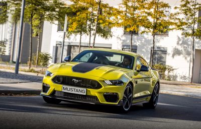 LA FORD MUSTANG MACH 1 È QUI - E PRONTA A PARTIRE, IN PISTA E SU STRADA