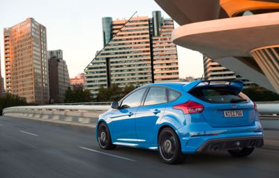 Ford augmente la production de ses modèles sportifs pour l'Europe et débute officiellement celle de la Focus RS