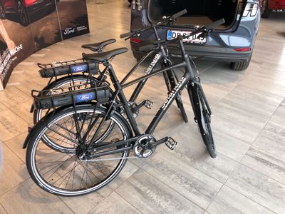 Lån en elcykel, når bilen er på værksted