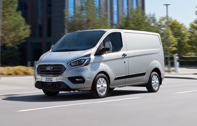 Fremtidens Ford-varebiler: Ny Transit Custom PHEV og 2-tons Transit