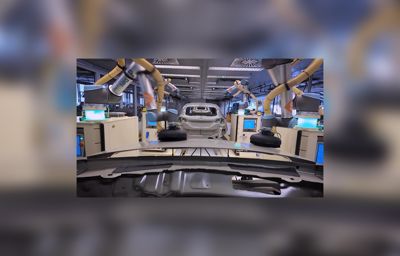 Avancerede robotter finpudser Ford Fiesta til perfektion