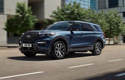 Uusi Ford Explorer ladattava hybridi koeajettavissa Laakkosella
