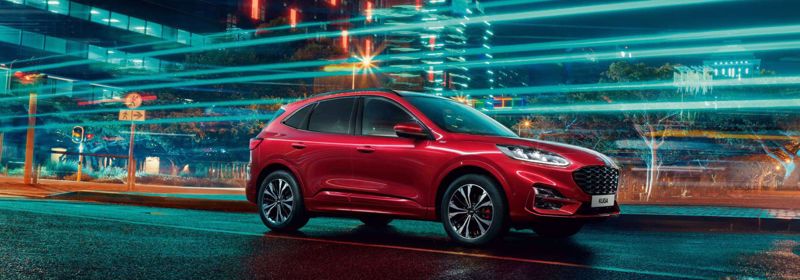 FORD KUGA – LADATTAVAN HYBRIDIN OSTAJALLE VÄRI KUIN VÄRI 0 €