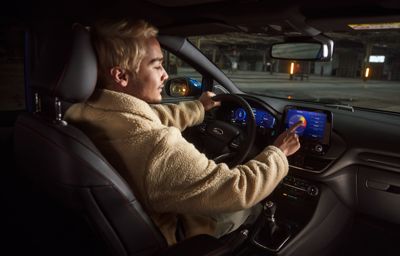 Nouvelle fonctionnalité Ford et B&O Beosonic™ : un son parfait au bout de vos doigts