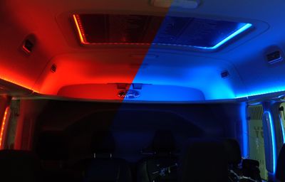 Rouge ou bleu ? L'éclairage de l'habitacle peut améliorer l'autonomie des véhicules électriques