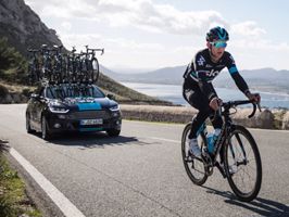 A Ford bejelenti együttműködési szándékát a Team Sky csapattal