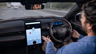 FORD BLUECRUISE HANDS-FREE DRIVING TECHNOLOGY