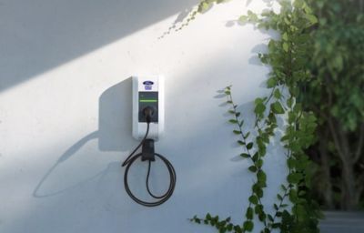 FORD PRO LAUNCHES HOME CHARGING SOLUTION TO HELP BUSINESSES ADOPT ELECTRIC VANS