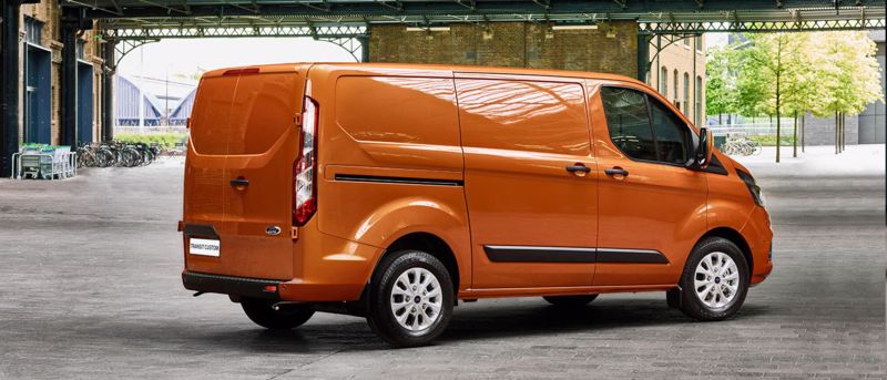 CONNECTING YOUR BUSINESS - Ford Transit Custom