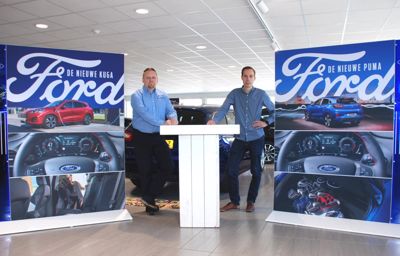 Niels en Niels staan hun mannetje bij Ford Van Dijk/Schouten