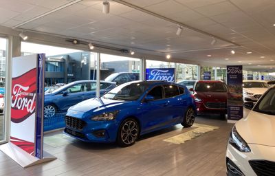 Bij Ford van Dijk/Schouten is nu elke auto uitgelicht