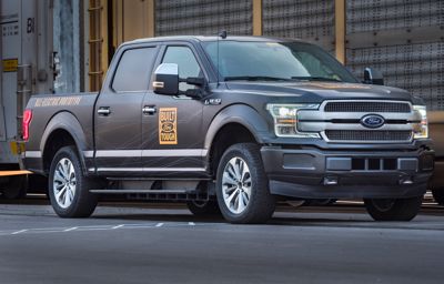 Prototype volledig elektrische F-150 trekt meer dan 450 duizend kg