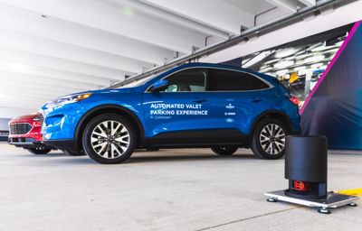 Ford test geautomatiseerde valet parkeren