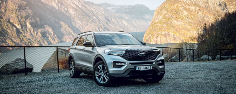 Ford Explorer ladbar hybrid