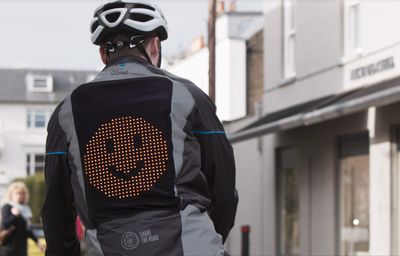 Ford har utviklet emoji-jakke for syklister