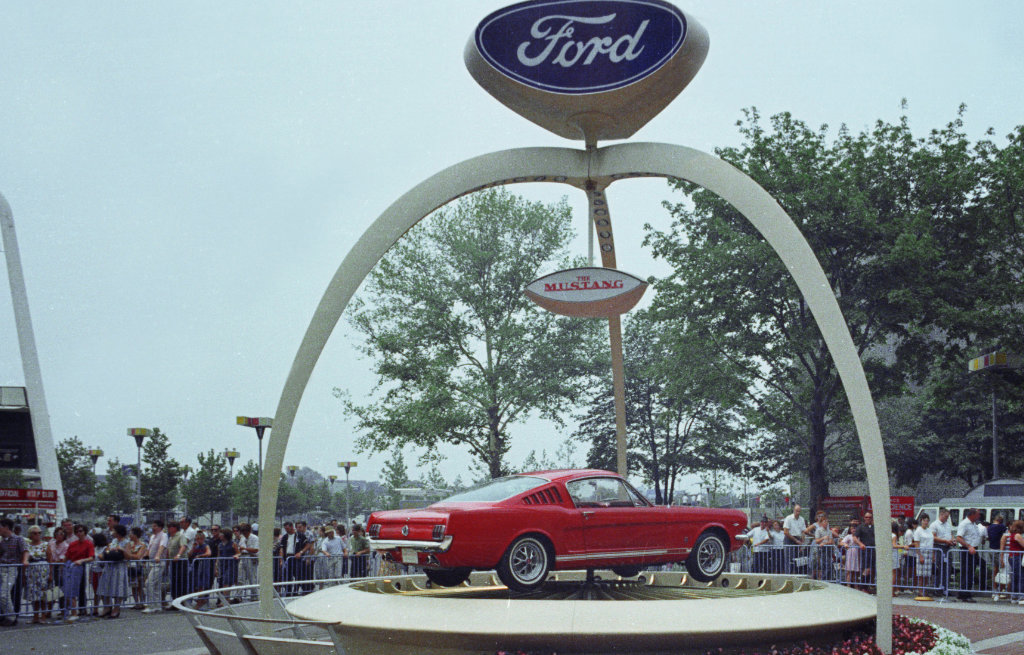 Feires over hele verden: Ikonet Ford Mustang feirer 60-års jubileum