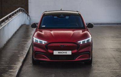 Ford Mustang Mach-E vs Mercedes EQC