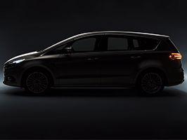 Ford presenterar nya S-MAX