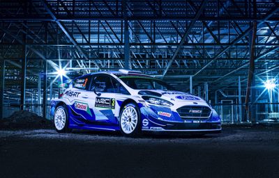 Fords rallybil Fiesta WRC presenteras med ny nittiotalsinspirerad design