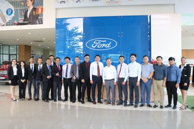 Chào mừng Ông Trương Kim Phong - Phó Tổng giám đốc và phái đoàn Ford Việt Nam tới thăm và làm việc tại City Ford