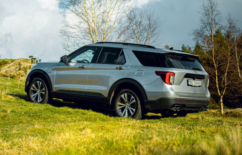 Ford Explorer hos Kverneland Bil